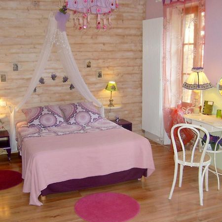La Chambre D'Hote Au Gre Du Temps Montlaur  エクステリア 写真